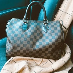 Louis Vuitton Damier Speedy 30